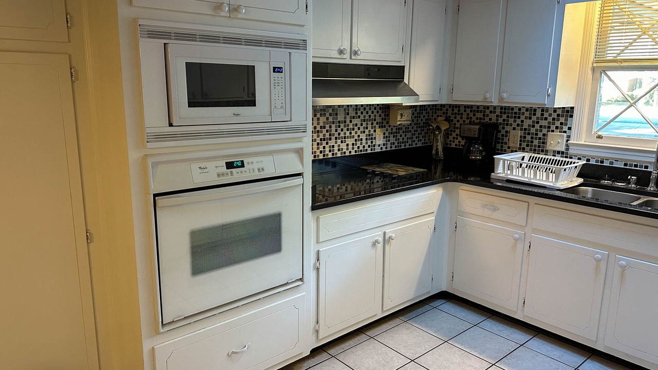 Photo of Kitchen in Jekyll Island