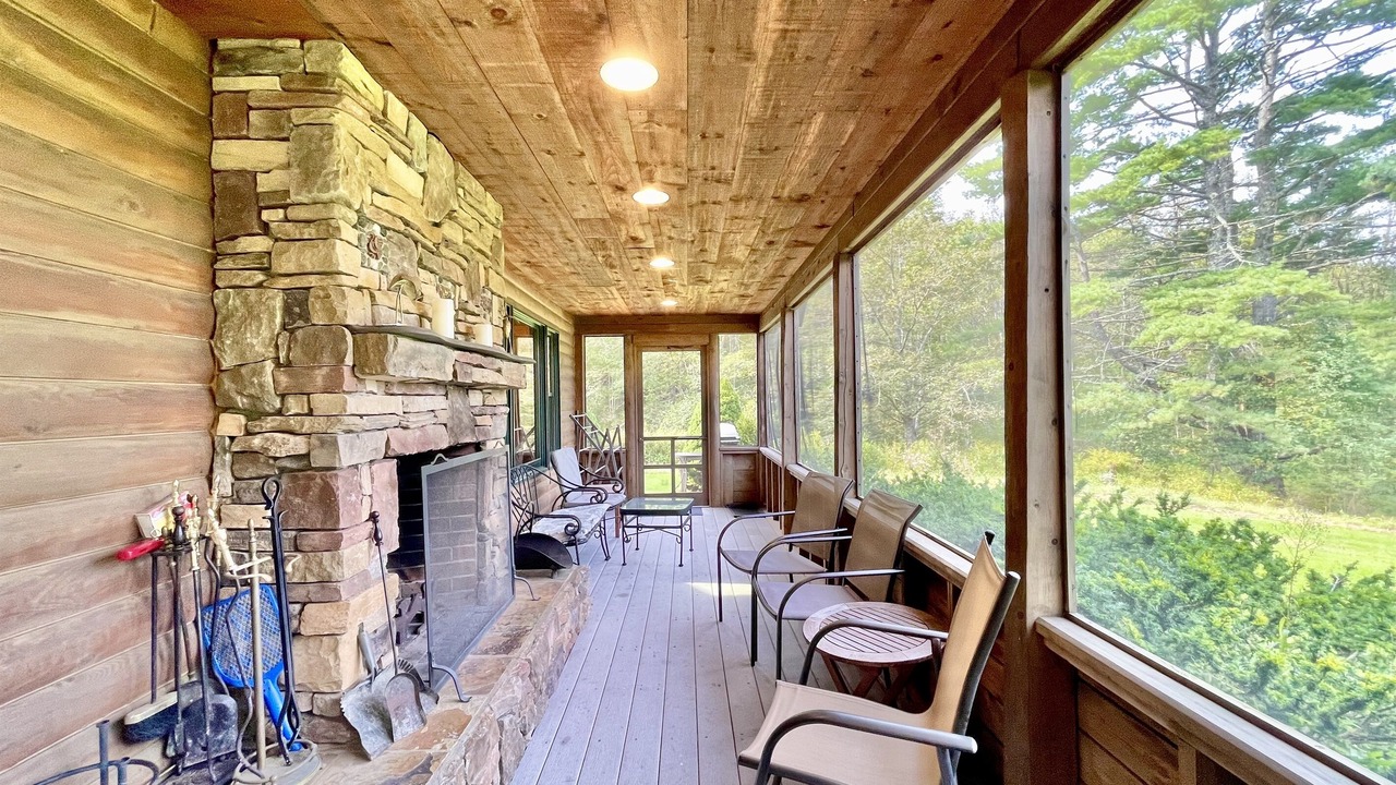 Photo of Livingroom in Boothbay