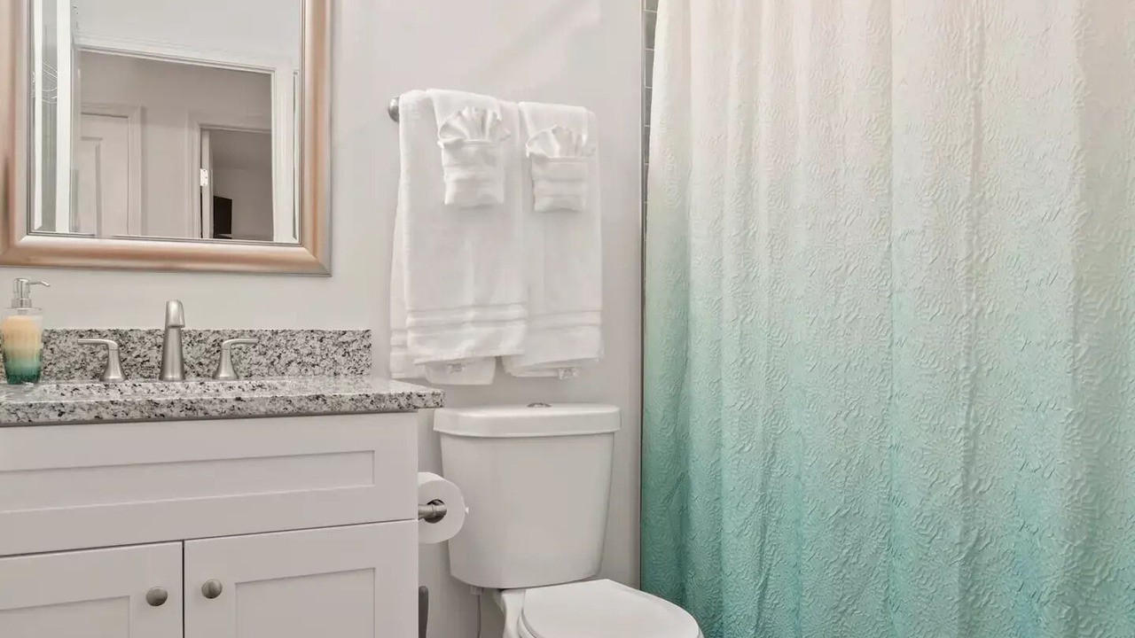 Photo of Bathroom in Candler-McAfee
