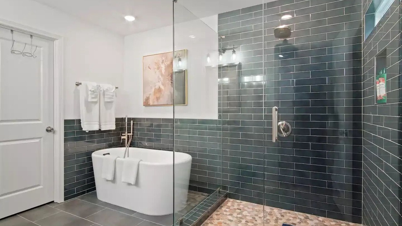 Photo of Bathroom in Candler-McAfee