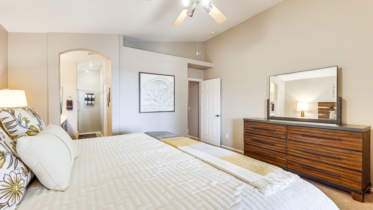 Photo of Bedroom in Gold Canyon