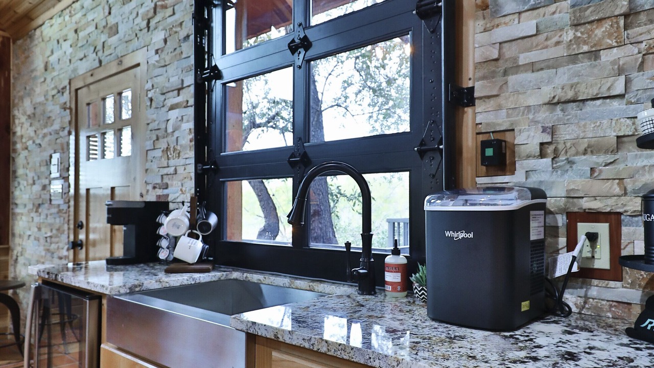 Photo of Kitchen in Baird