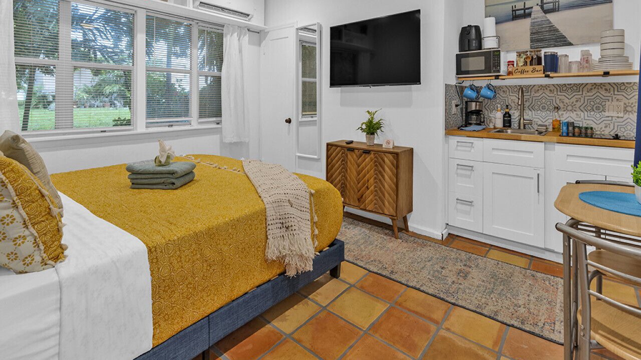 Photo of Bedroom in Deerfield Beach