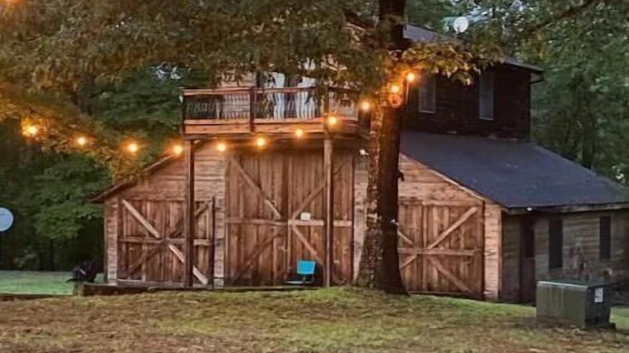 Photo of Outdoor in Pickens
