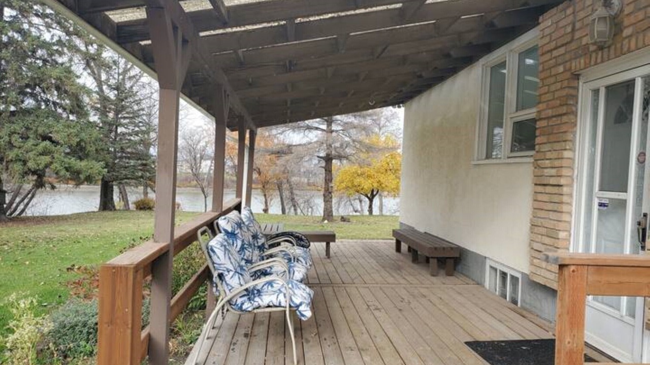 Photo of Patio Balcony in Gonor Station