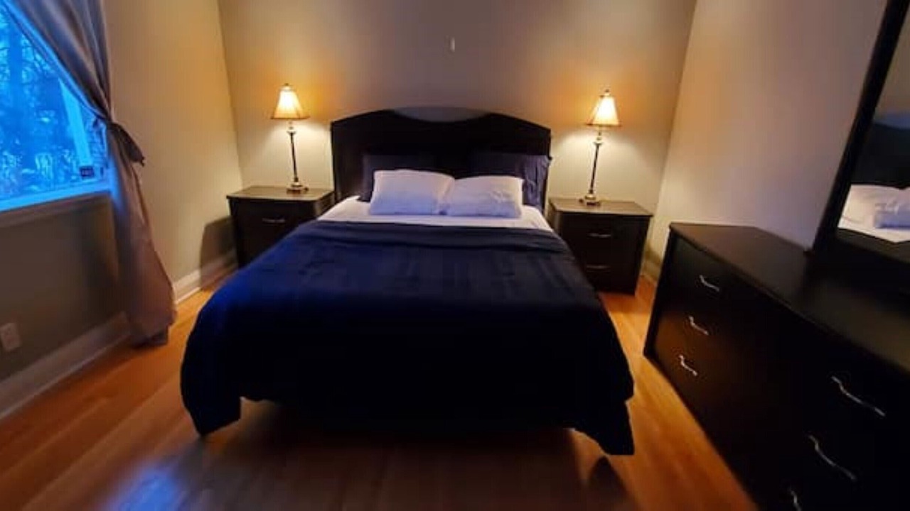 Photo of Bedroom in Gonor Station