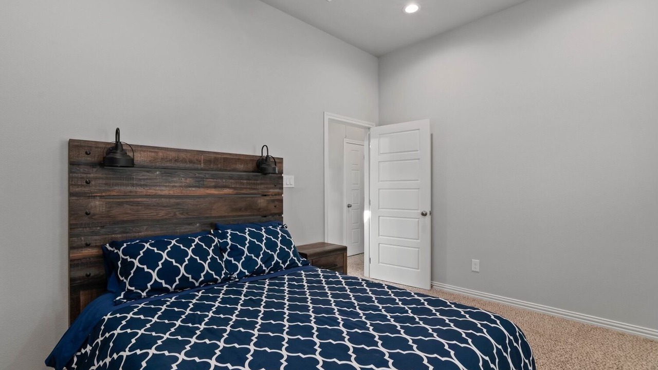 Photo of Bedroom in Cross Roads
