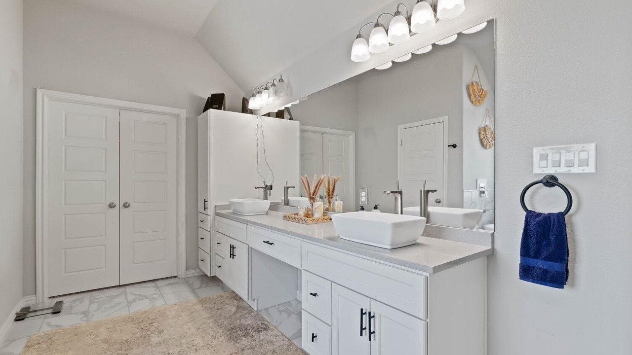 Photo of Bathroom in Cross Roads
