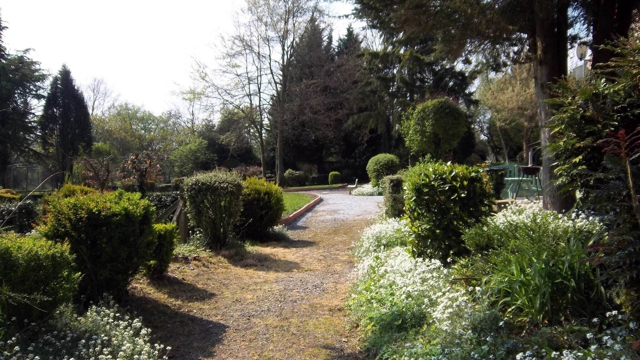 Photo of Outdoor in Englancourt