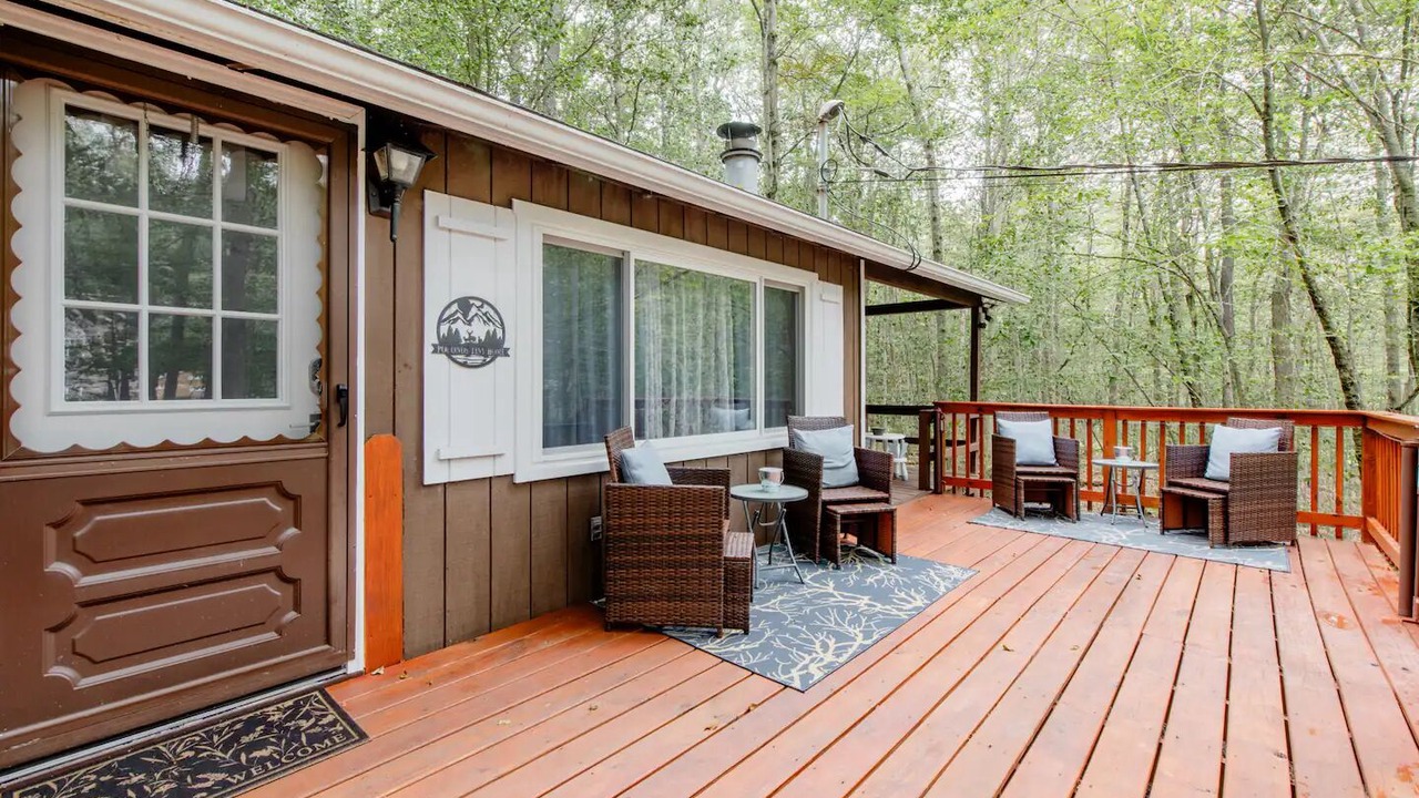 Photo of Patio Balcony in Pocono Lake