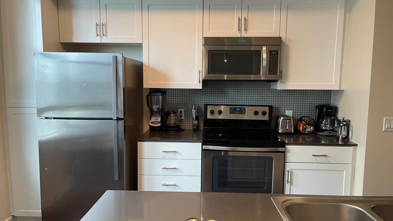 Photo of Kitchen in Miracle Mile