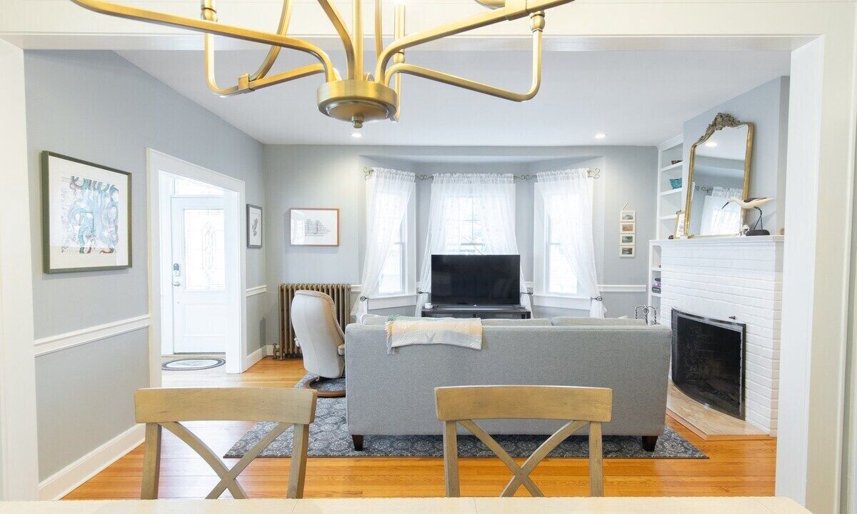 Photo of Livingroom in Belmar