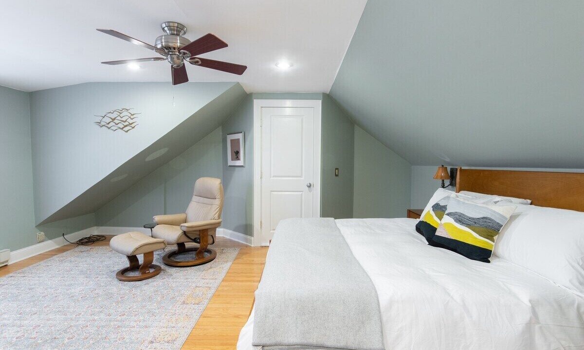 Photo of Bedroom in Belmar