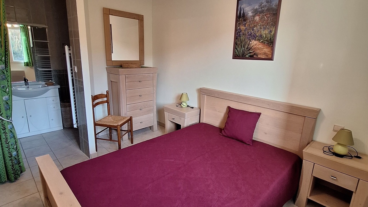 Photo of Bedroom in Sablet
