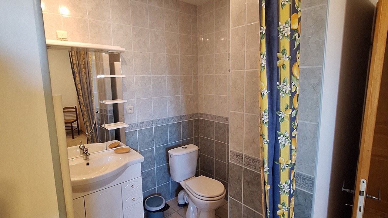 Photo of Bathroom in Sablet