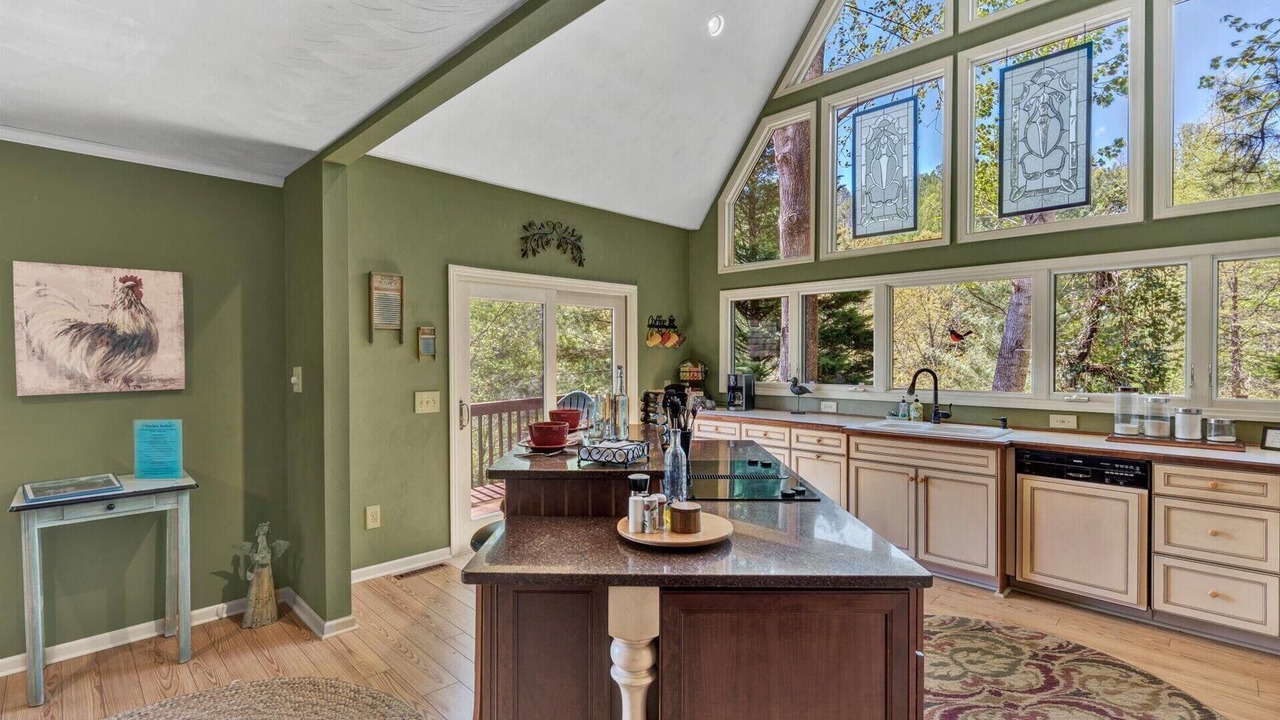 Photo of Kitchen in Goodview