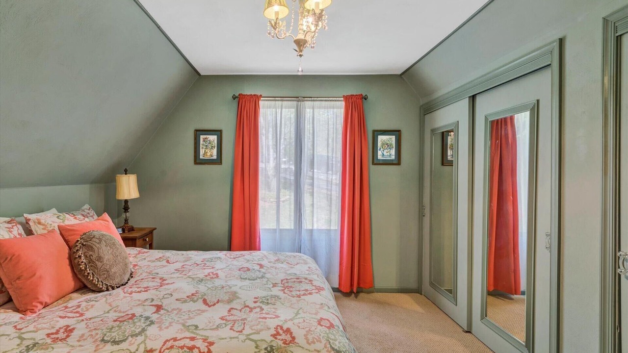 Photo of Bedroom in Goodview