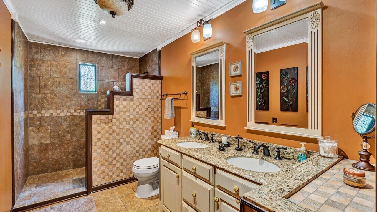 Photo of Bathroom in Goodview