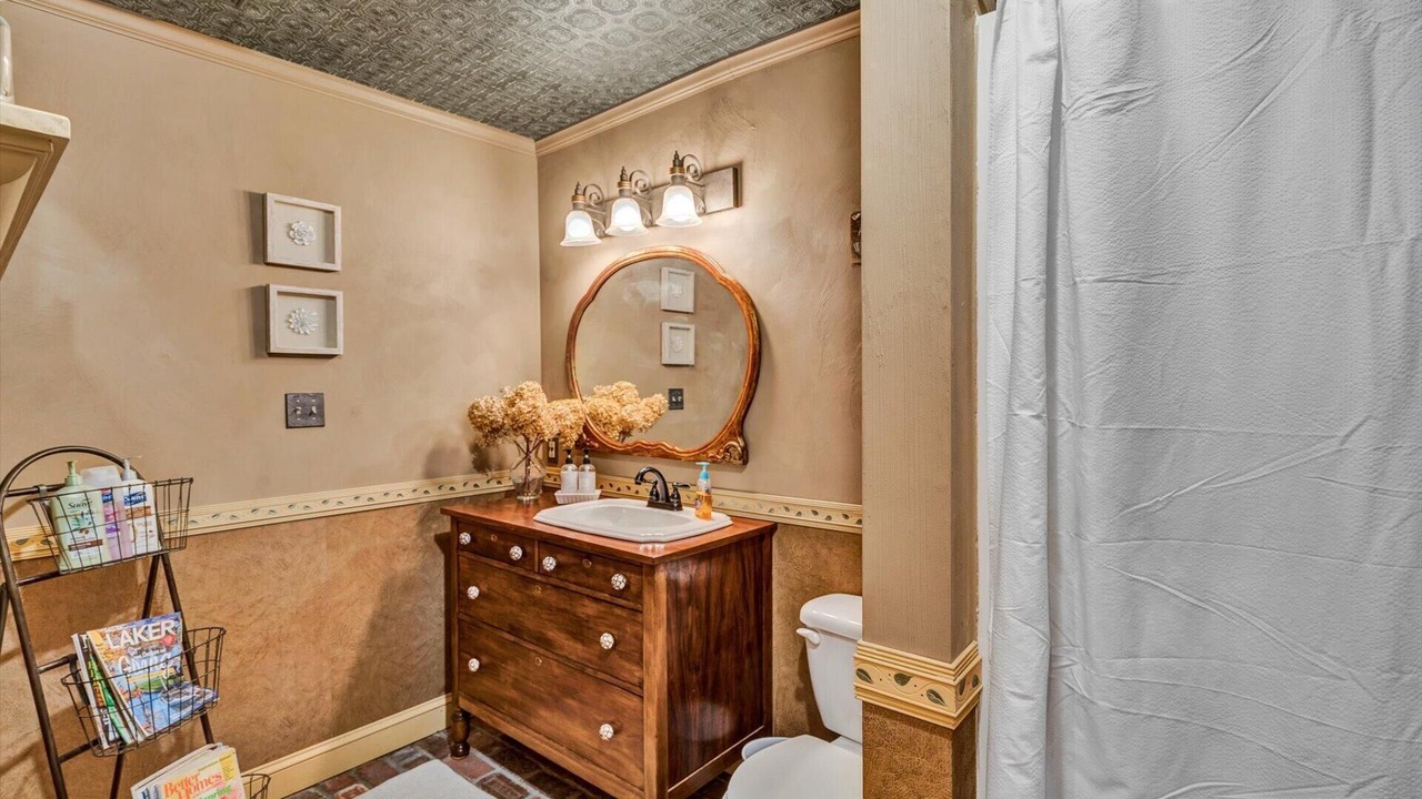 Photo of Bathroom in Goodview