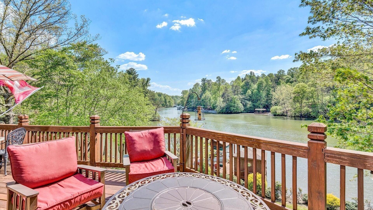 Photo of Patio Balcony in Goodview