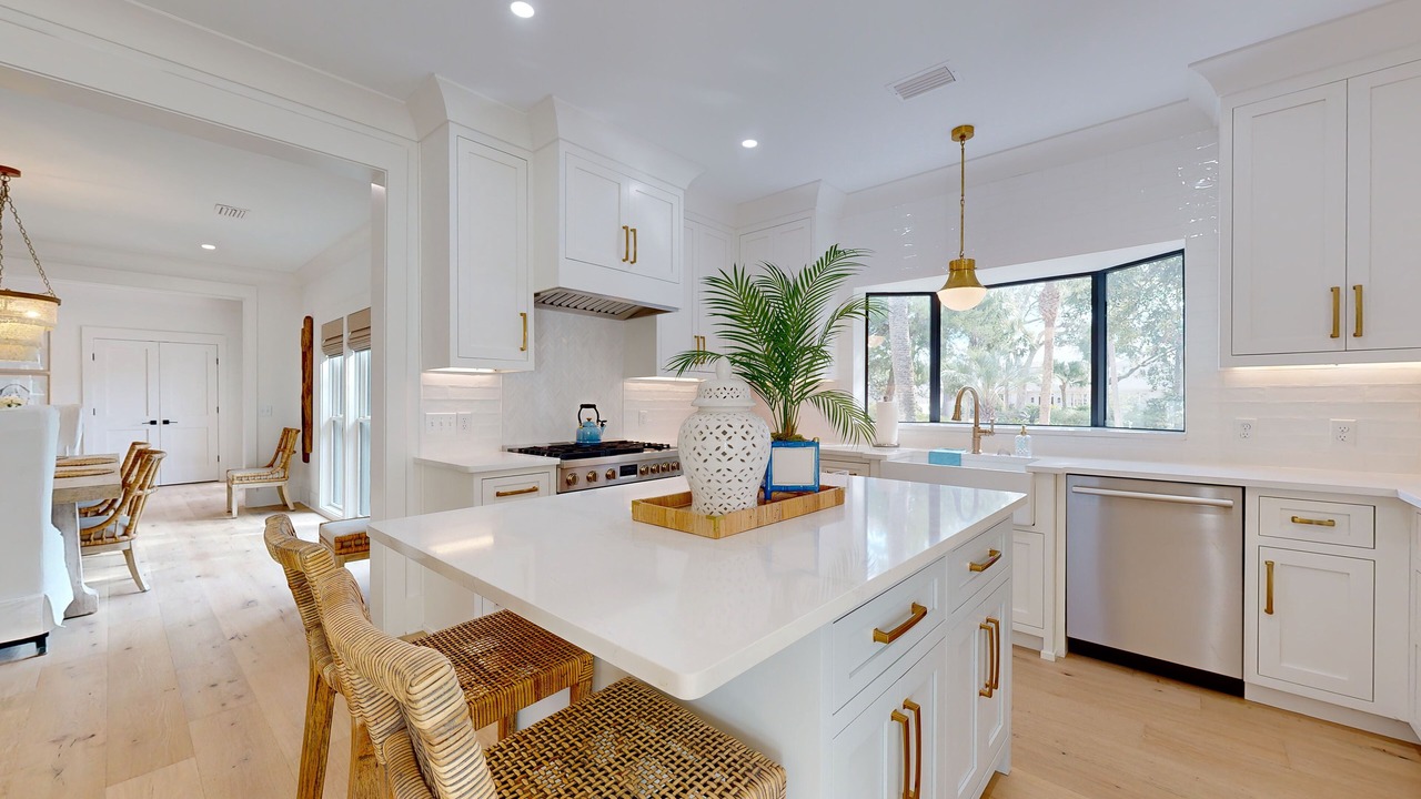 Photo of Others in Sea Island