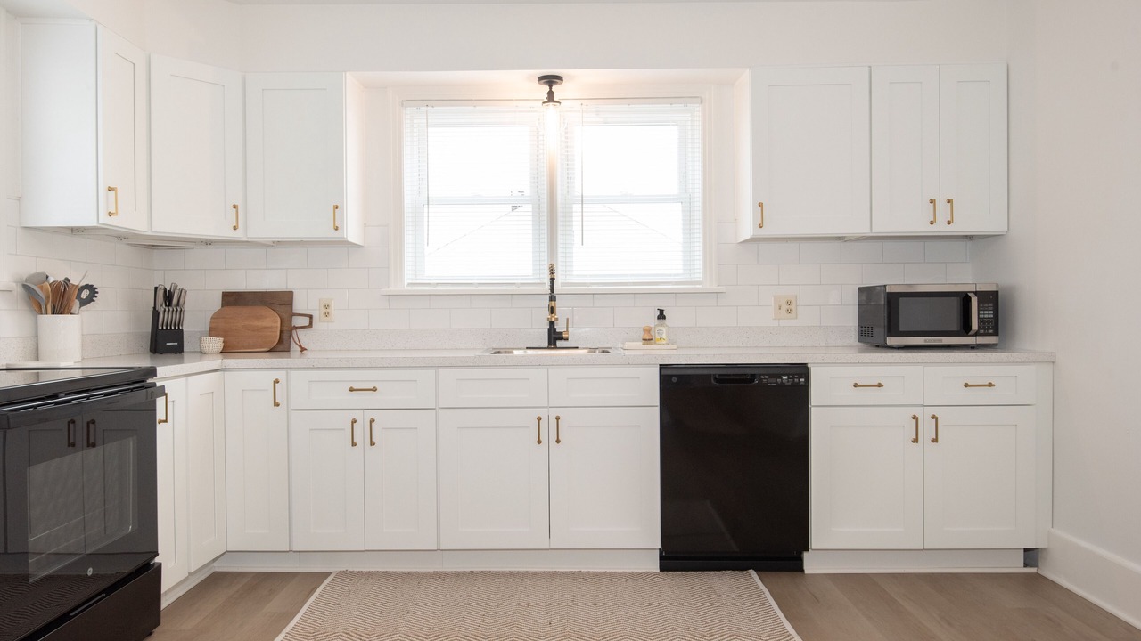 Photo of Kitchen in Bird In Hand