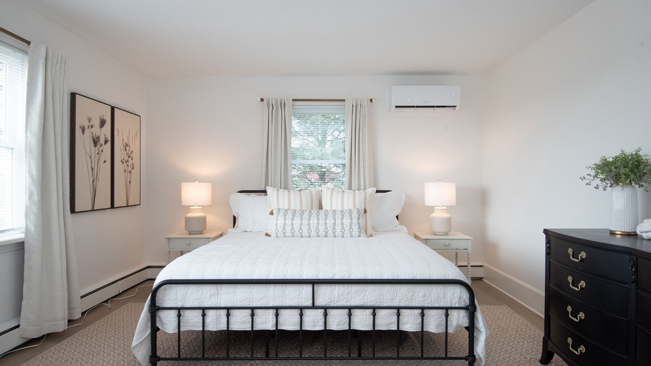 Photo of Bedroom in Bird In Hand