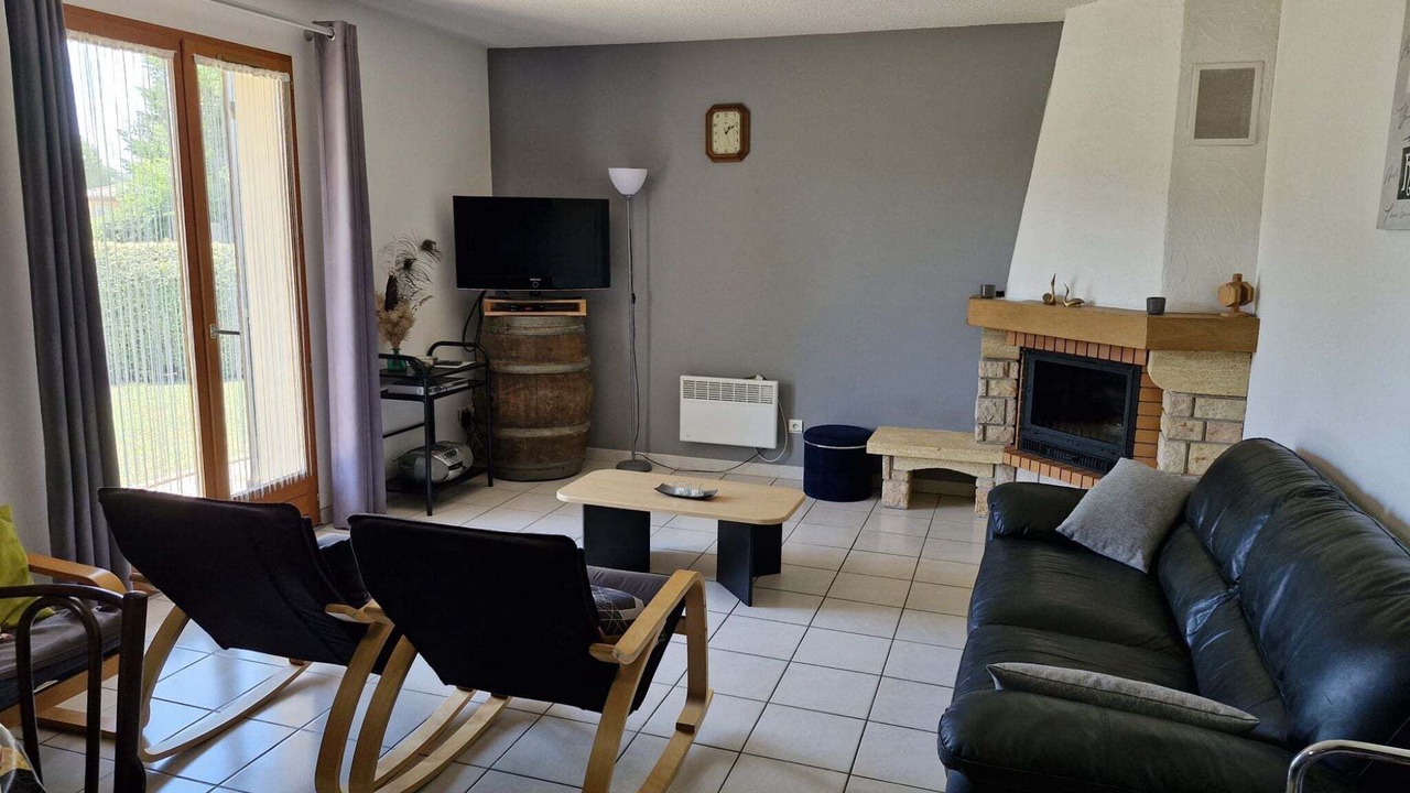 Photo of Livingroom in Saint-Genies-de-Fontedit