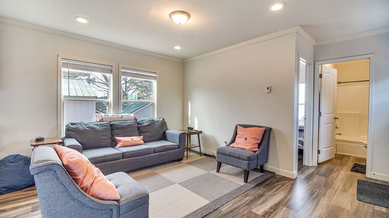 Photo of Livingroom in Dennis