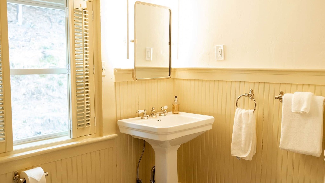 Photo of Bathroom in Gaysville