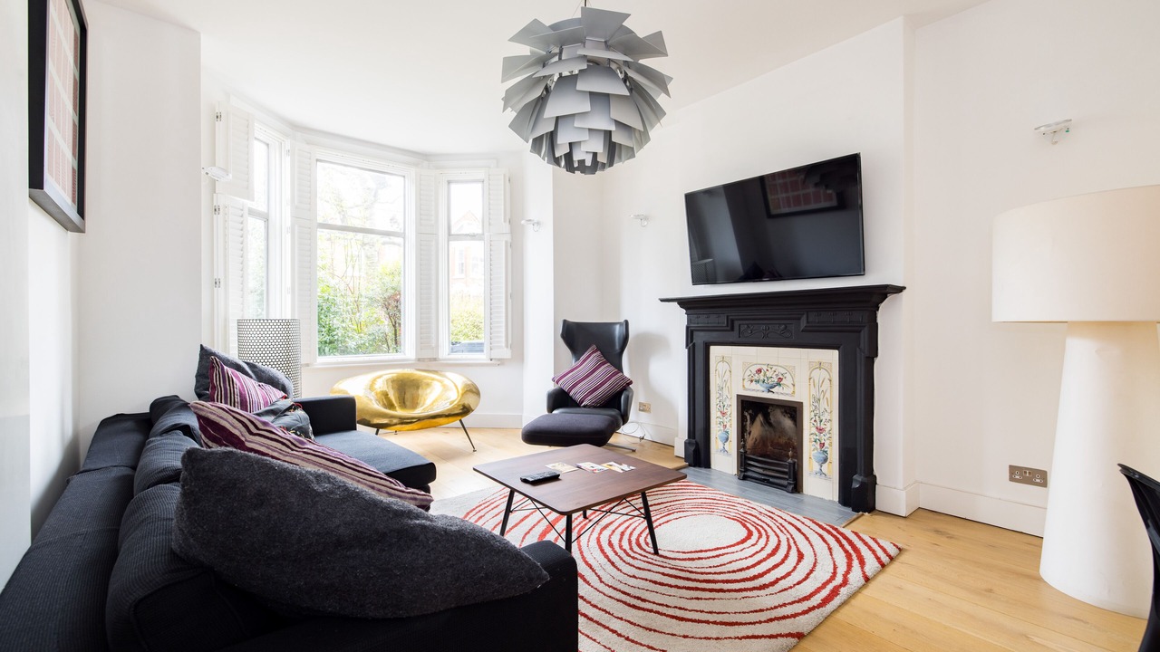 Photo of Livingroom in North Kensington