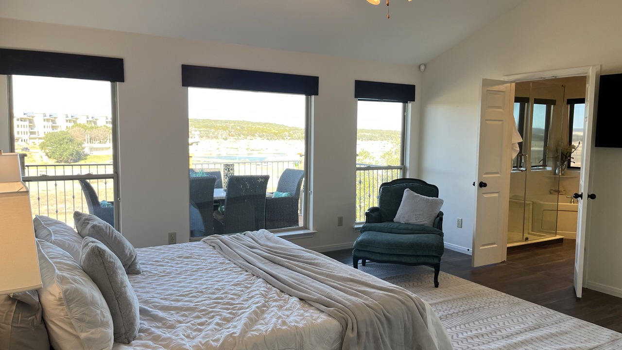 Photo of Bedroom in Highland Lake Estates