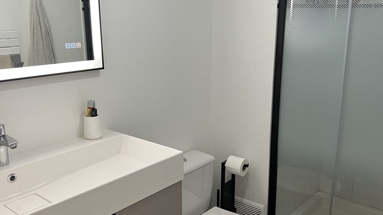 Photo of Bathroom in Longjumeau