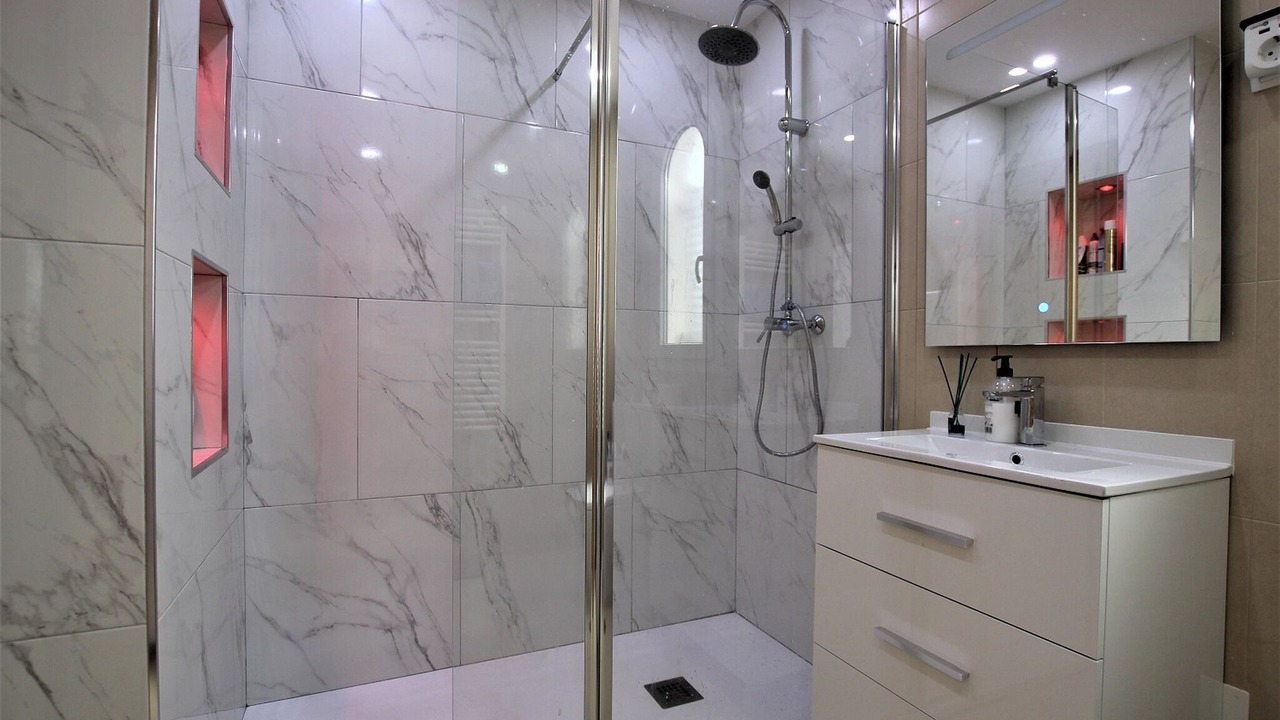 Photo of Bathroom in Jeronimo y Avileses y Balsicas de Arriba