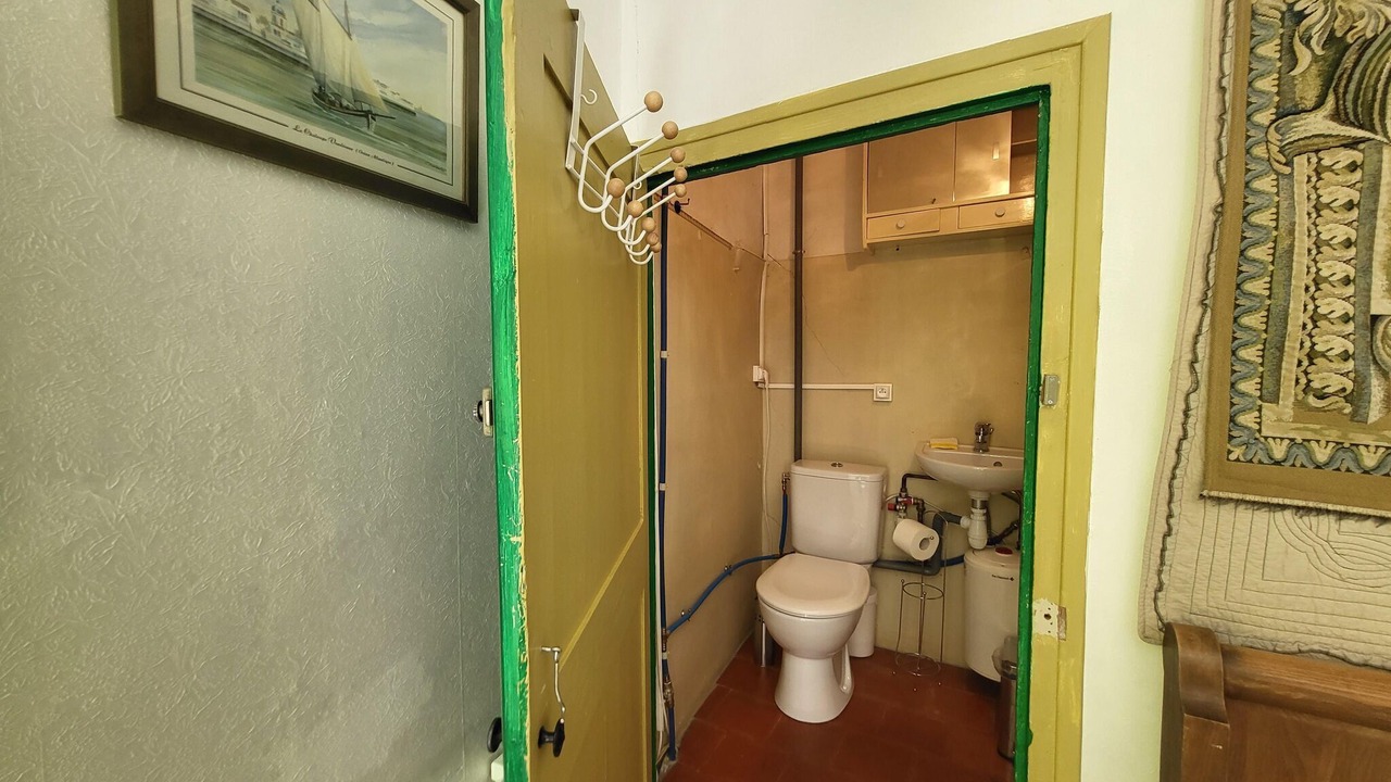 Photo of Bathroom in Saint-Ambroix