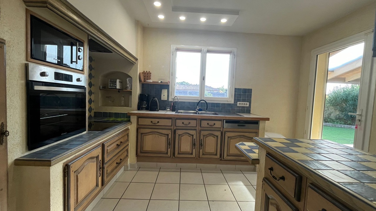 Photo of Kitchen in Peyriac-de-Mer