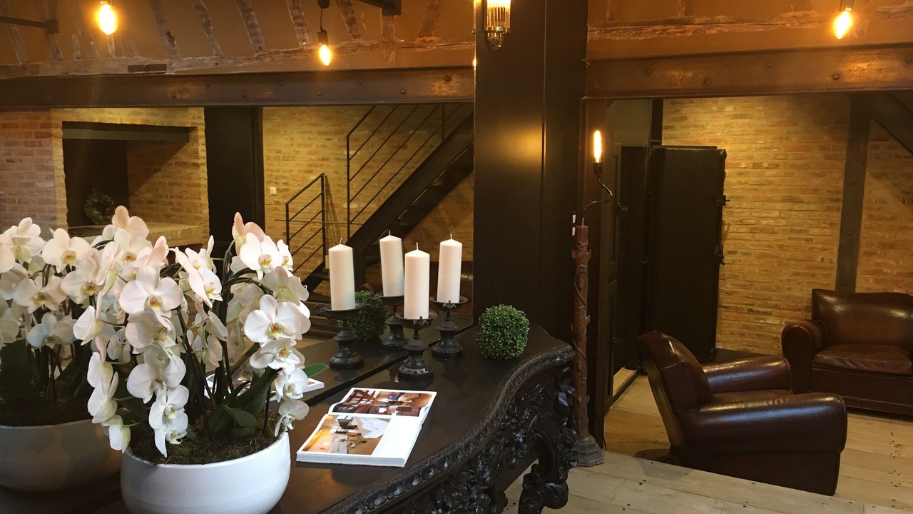 Photo of Others in Orbec