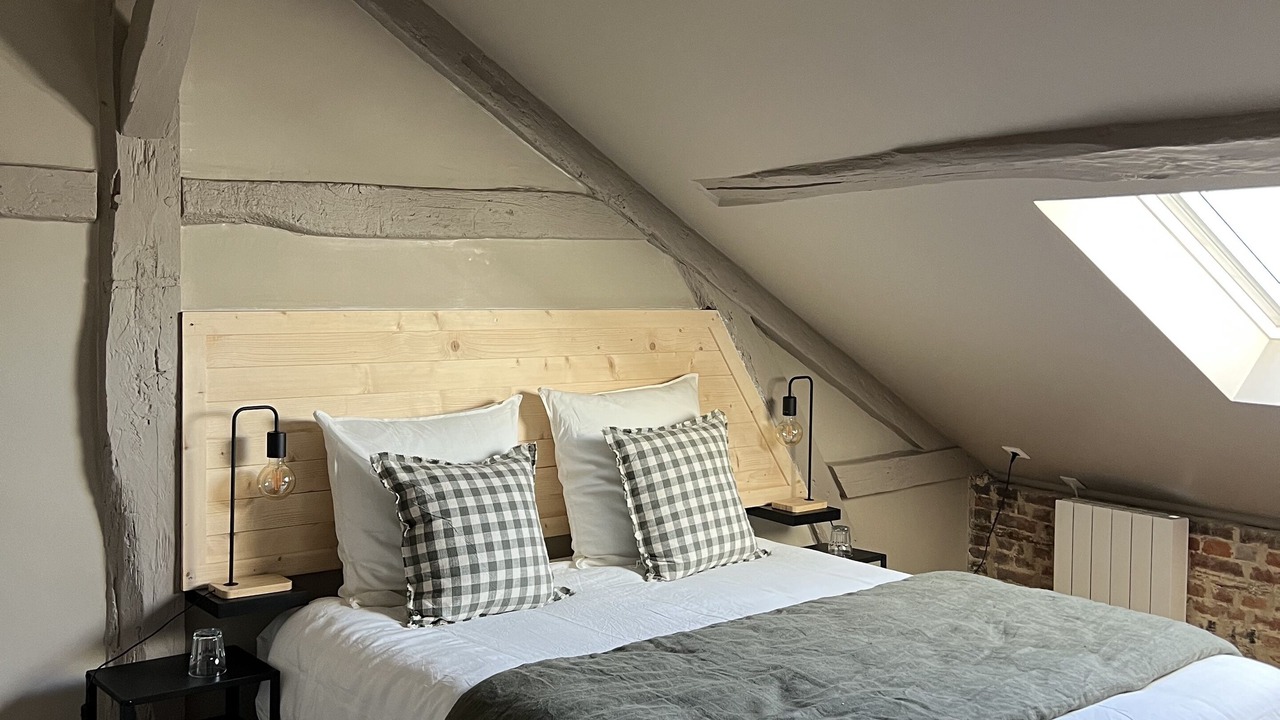 Photo of Bedroom in Orbec