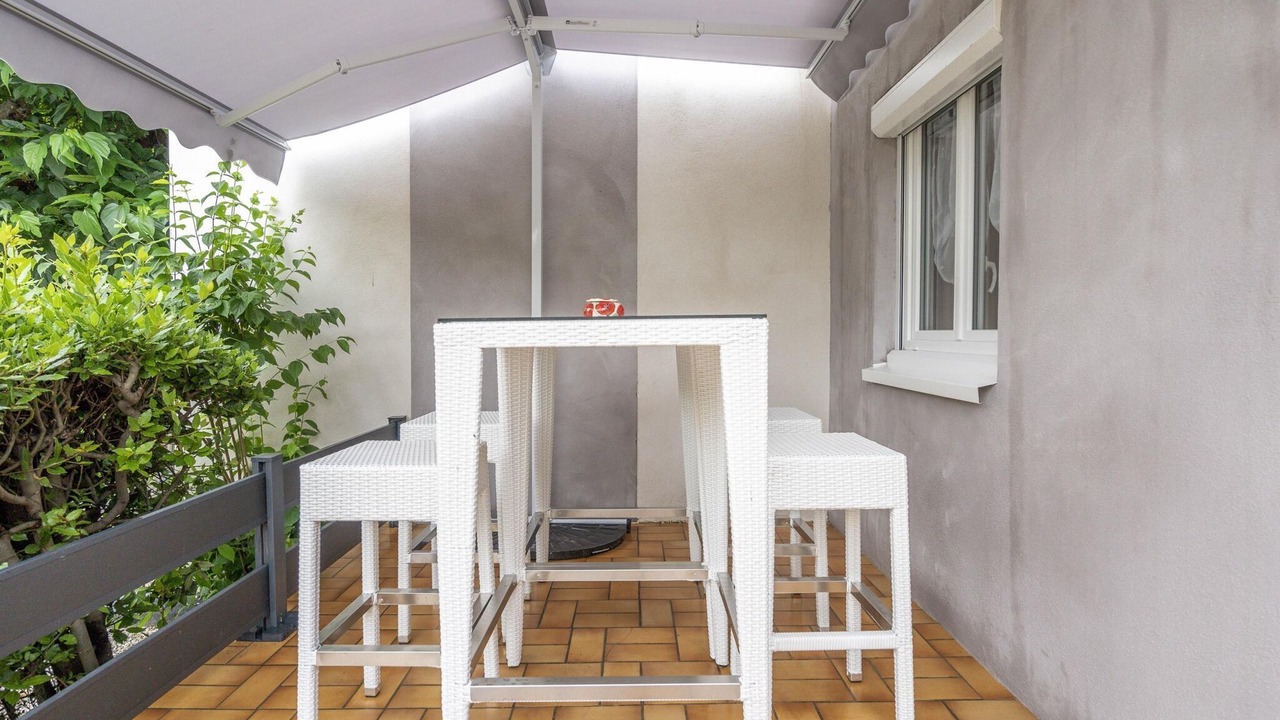 Photo of Patio Balcony in Cessenon-sur-Orb