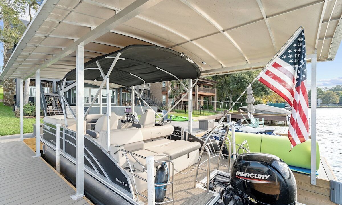 Photo of Outdoor in Walden on Lake Conroe