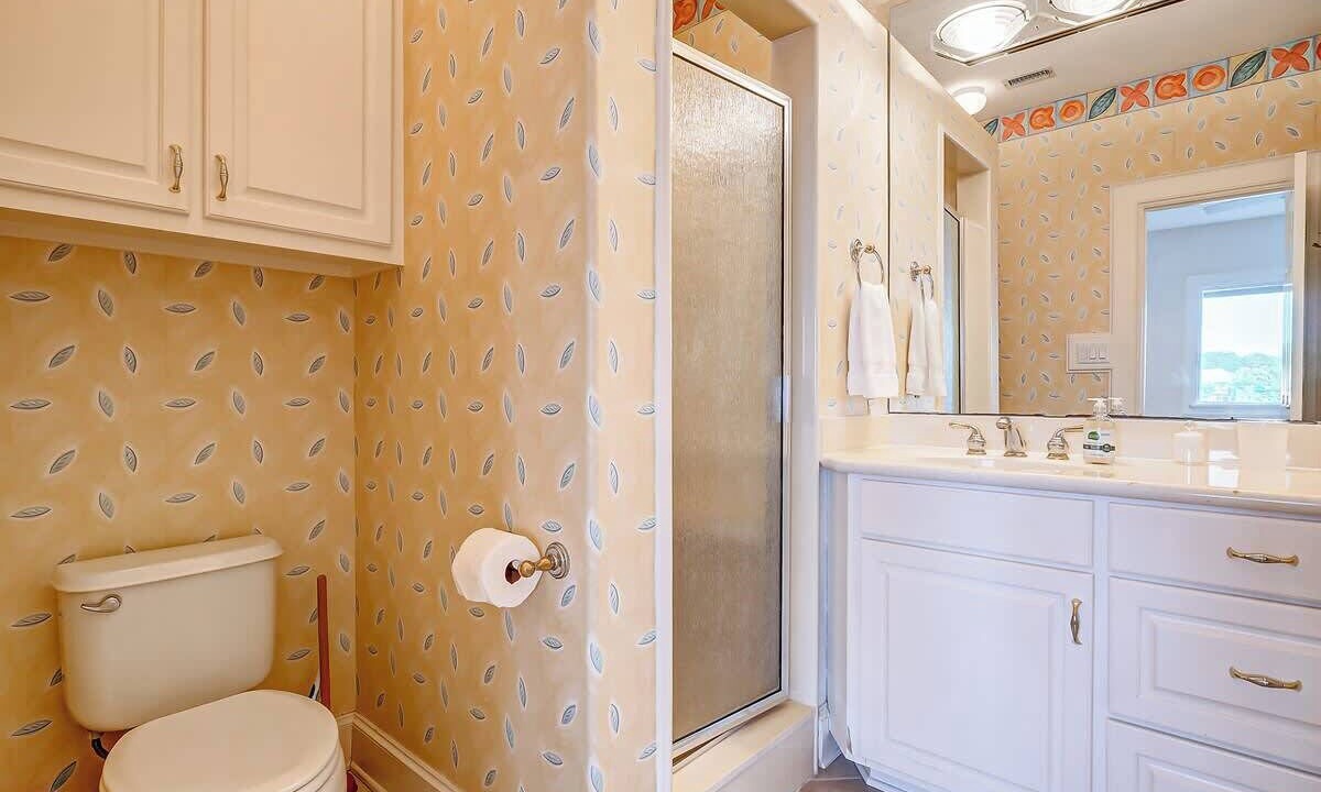 Photo of Bathroom in Walden on Lake Conroe