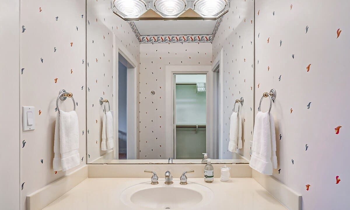 Photo of Bathroom in Walden on Lake Conroe
