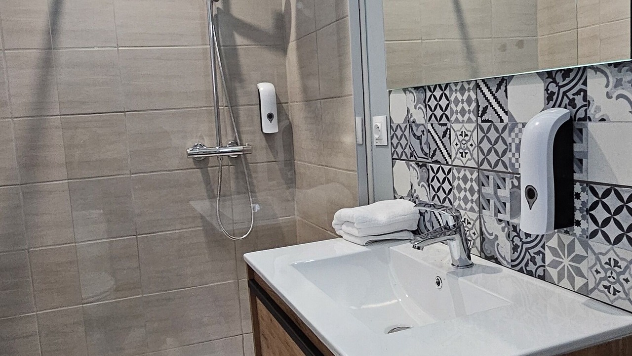Photo of Bathroom in Laon