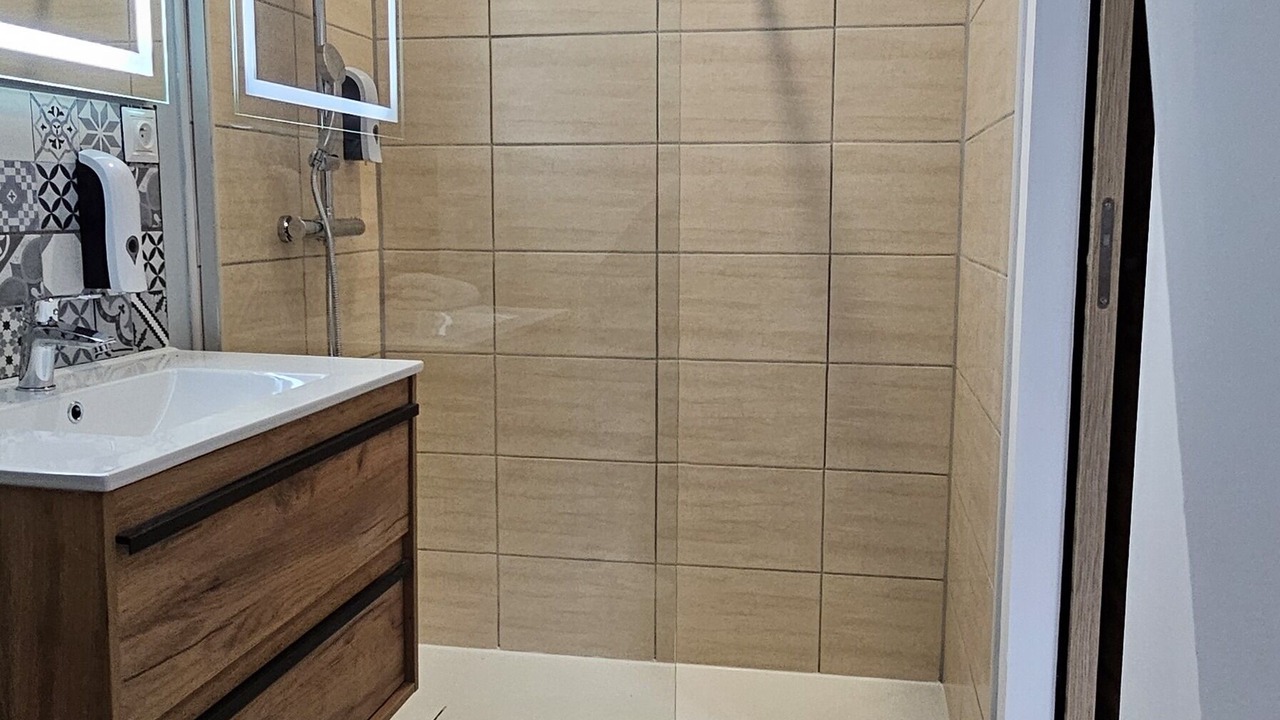 Photo of Bathroom in Laon