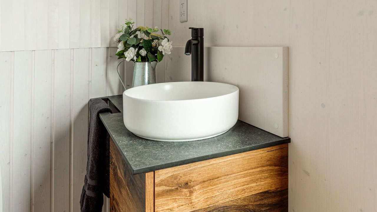 Photo of Bathroom in Cymau