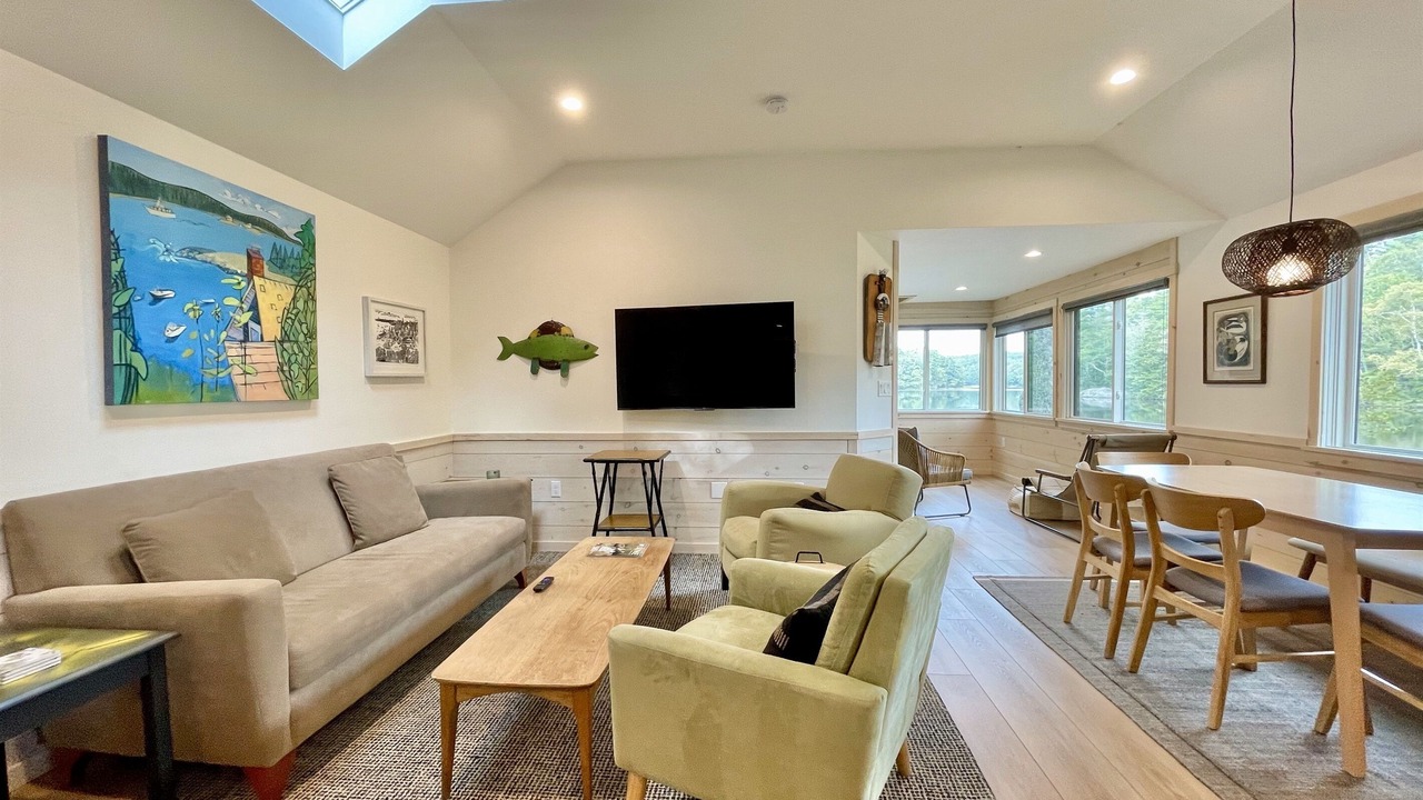 Photo of Livingroom in Boothbay