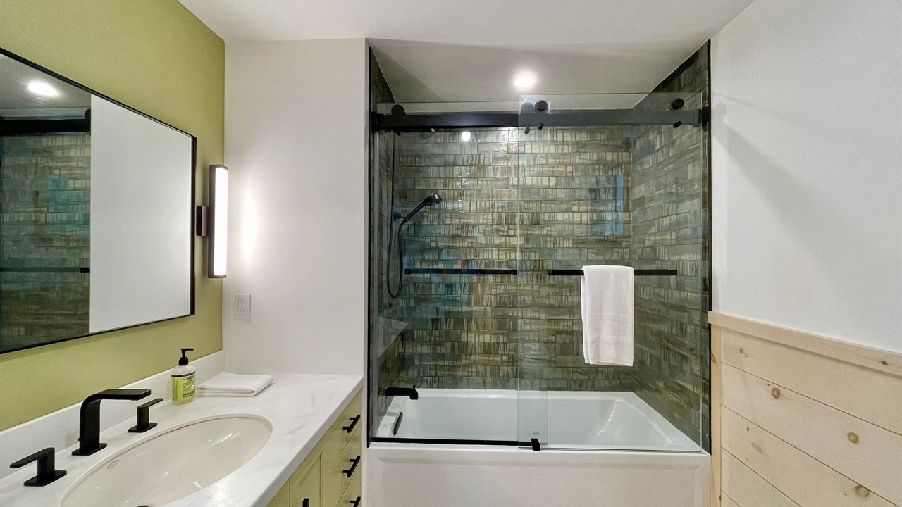 Photo of Bathroom in Boothbay