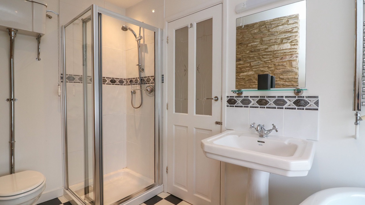 Photo of Bathroom in Stoke Fleming