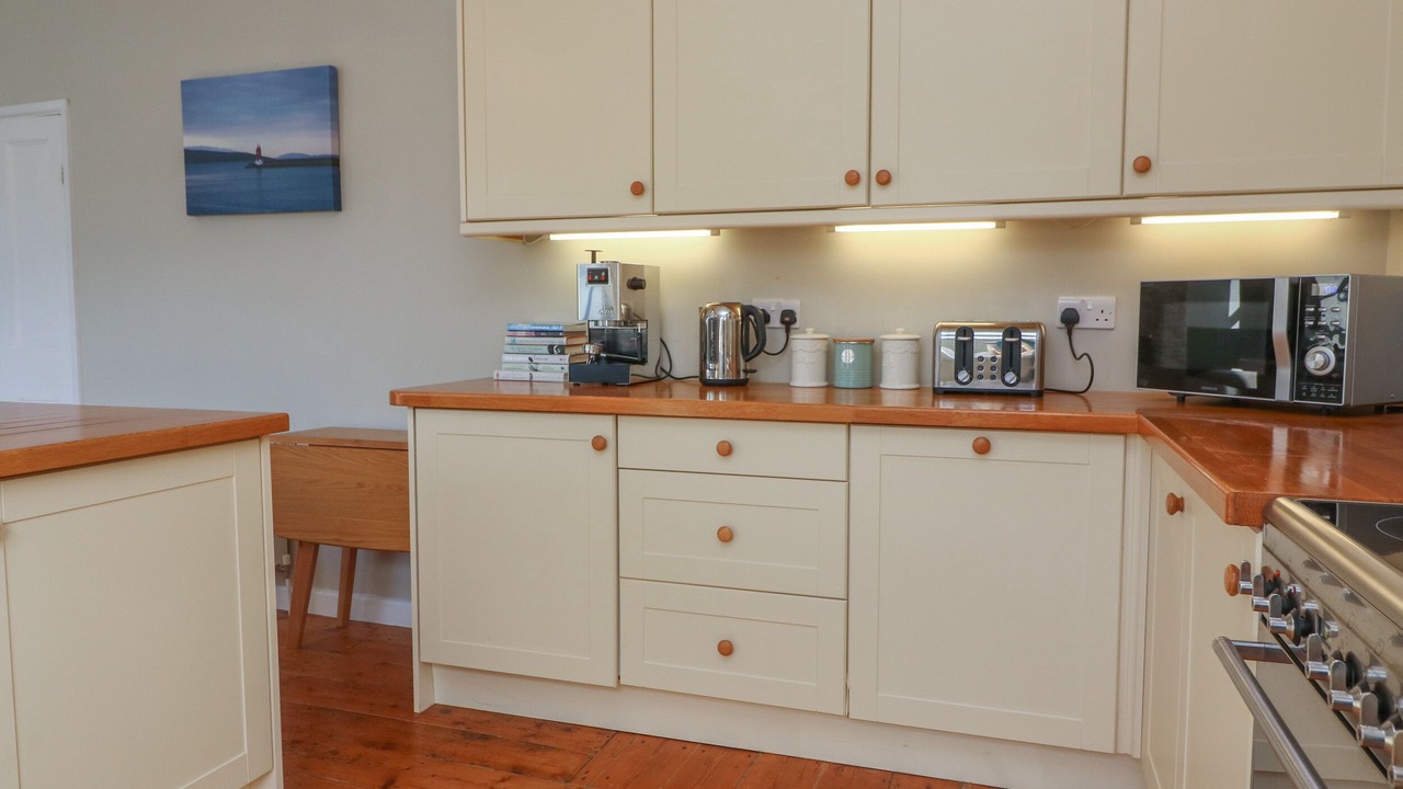 Photo of Kitchen in Stoke Fleming