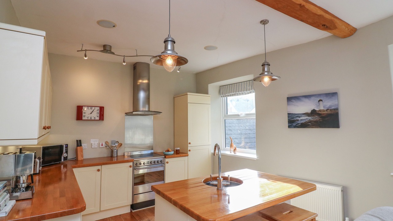 Photo of Kitchen in Stoke Fleming